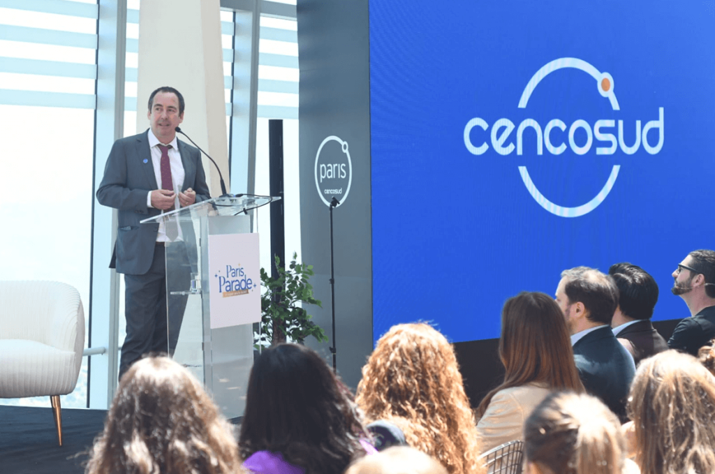 Cencosud relanza el Paris Parade 2025 con énfasis en sostenibilidad y esperanza Cencosud relanza el Paris Parade 2025 con énfasis en sostenibilidad y esperanza