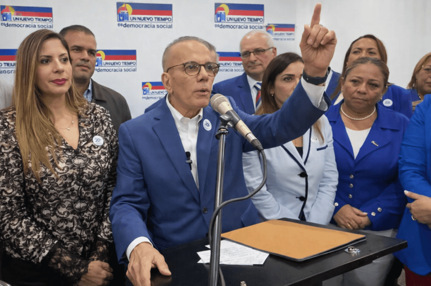 Rosales llama a la unidad política y a la recuperación económica de Venezuela