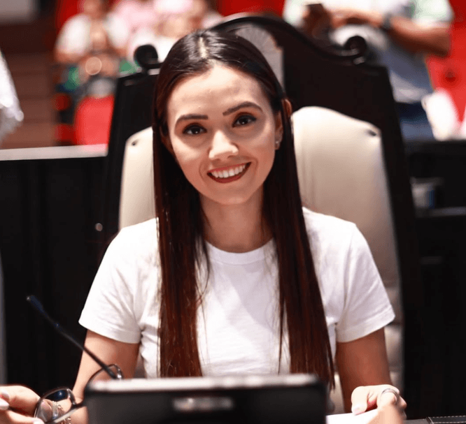 Majo Osorio impulsa reforma en Quintana Roo para limitar el uso político de apoyos sociales