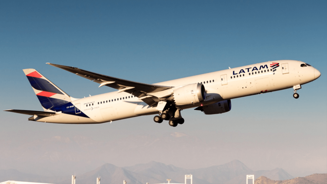 Grupo LATAM transportó cerca de 7 millones de pasajeros en junio y fortaleció su capacidad operativa
