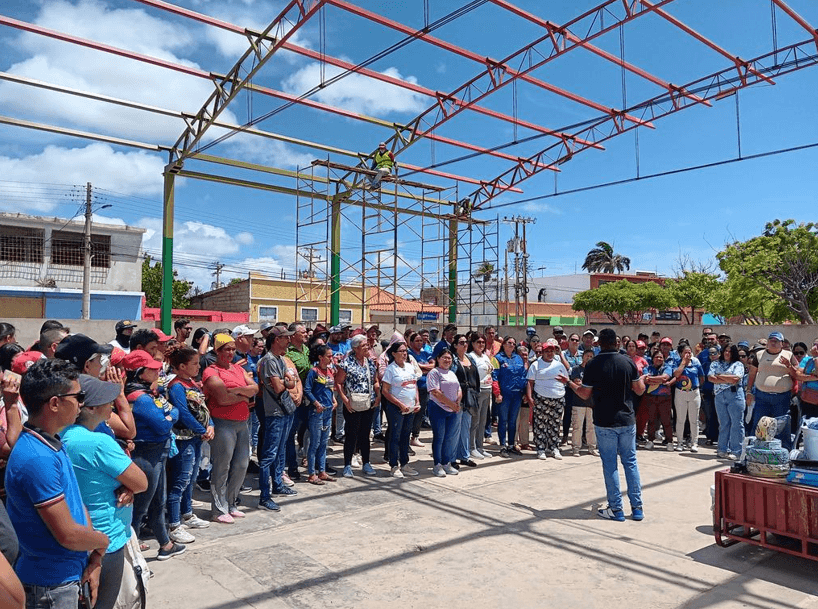 Alcalde Carlos Subarán inicia reconstrucción de la cancha central de Boca del Río para fortalecer la infraestructura deportiva