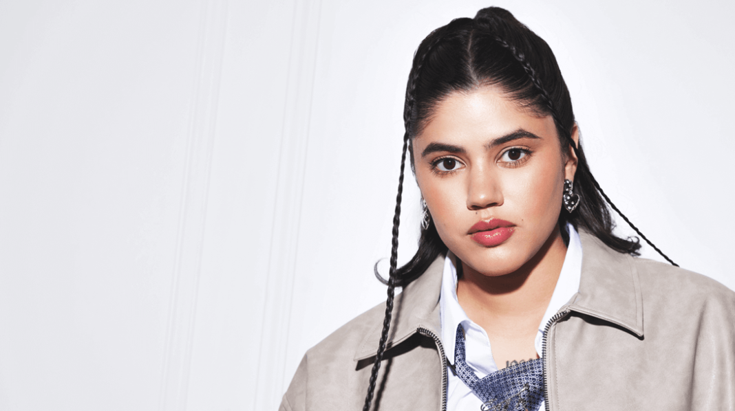 Venezolana Mari La Carajita celebra nominación a Premios Juventud 2026 con “Chamita”
