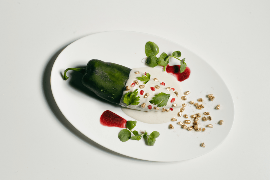 Chile en Nogada protagoniza la temporada gastronómica con propuestas tradicionales y de autor en Ciudad de México